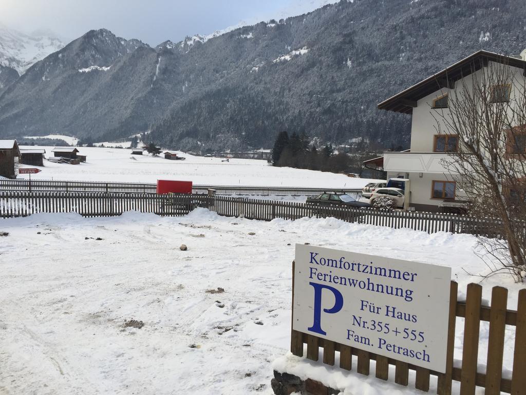 Haus-Nummer 355 Bei Renate & Roland Pfunds Exterior foto